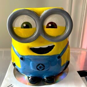 Minion mug